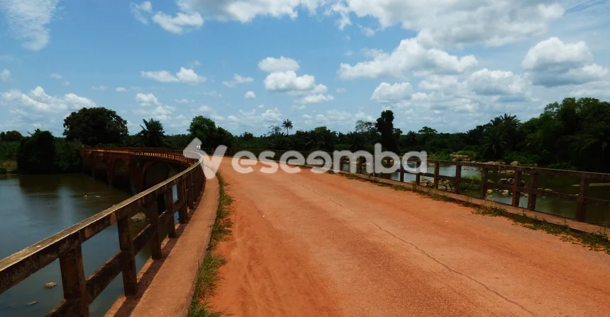 La courbe du pont de Sassandra
